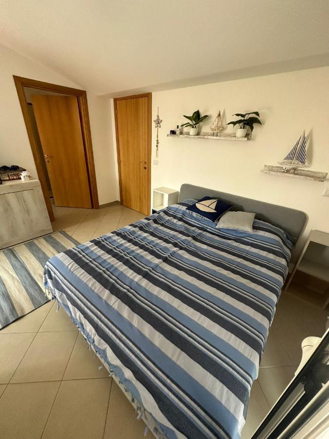 Bella Alba Apartment On The Beach Alba Adriatica Exteriör bild